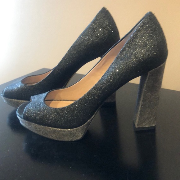Vince Camuto Shoes - Stunning!!!! Size 9